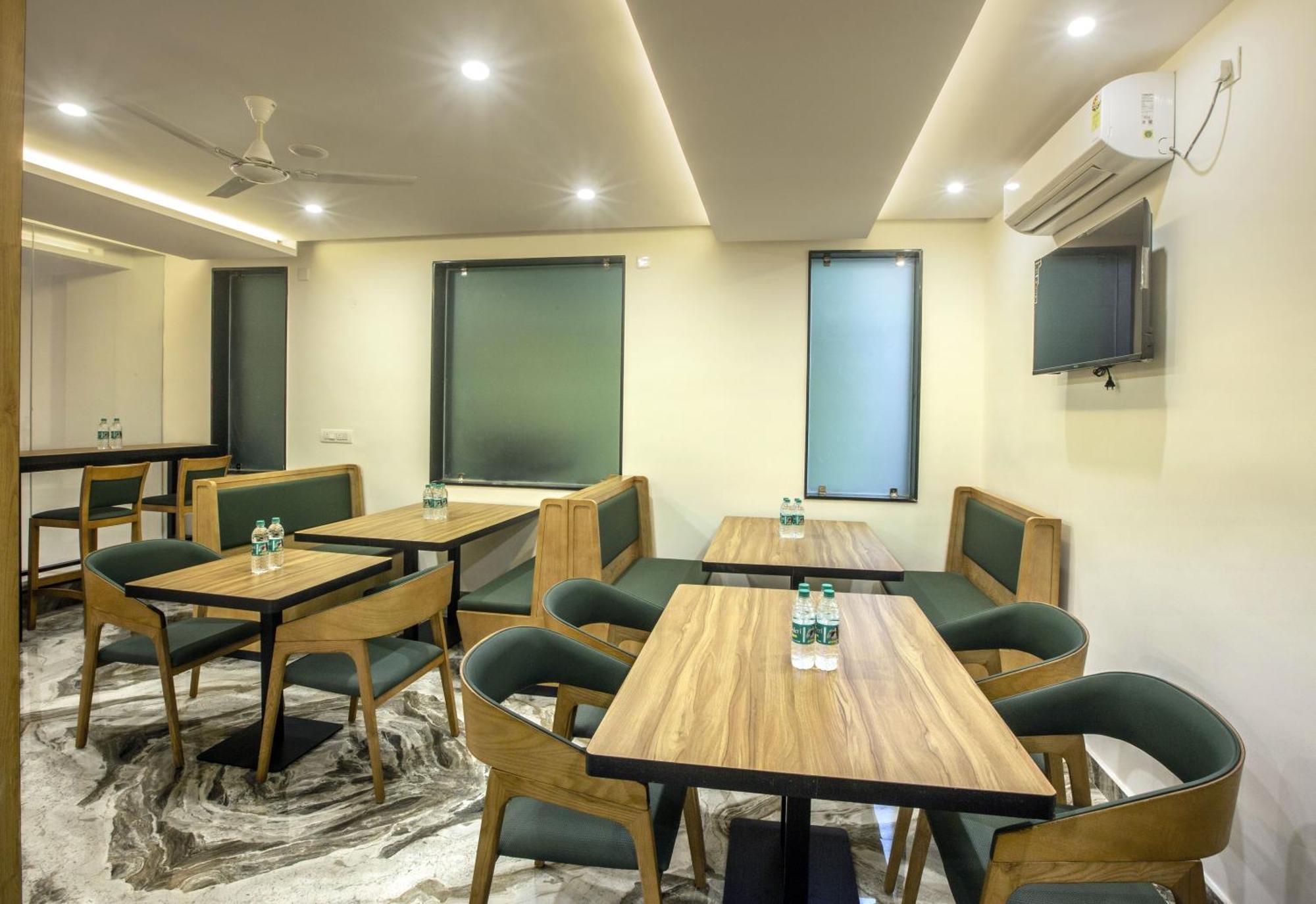 Hotel Sterling Plaza- Bangalore International Airport Dod Jala Extérieur photo