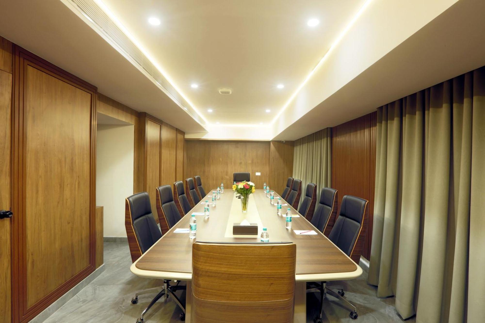 Hotel Sterling Plaza- Bangalore International Airport Dod Jala Extérieur photo